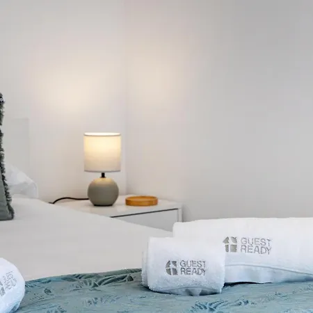 Lejlighed Guestready - Charming With Balcony *