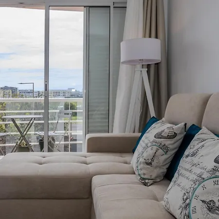 Guestready - Charming With Balcony Lejlighed *