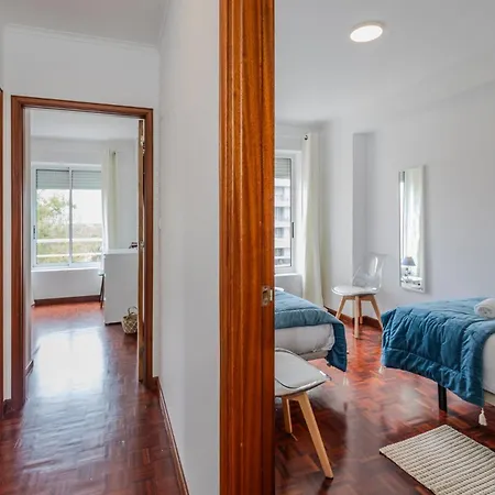 Guestready - Charming With Balcony Ponta Delgada