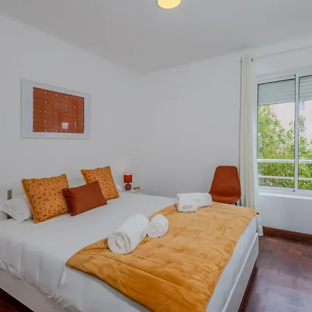 Guestready - Charming With Balcony Lejlighed