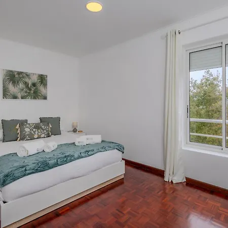 Guestready - Charming With Balcony * Ponta Delgada